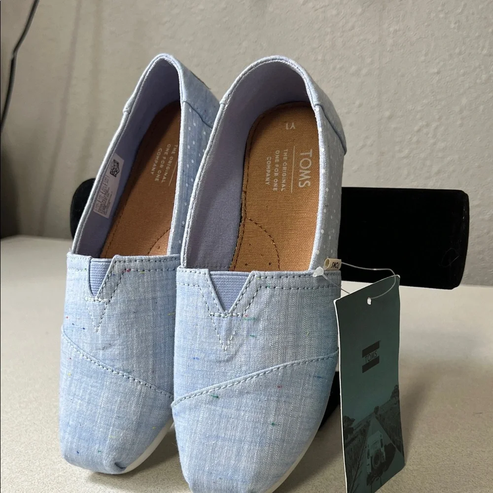 TOMS Light Blue Canvas Slip-On Loafers - Picture 3 of 10